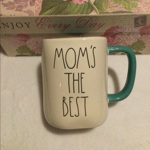 Rae Dunn Mom’s The Best Mug